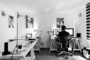 How Remote Work Is Reshaping Modern Urban Lifestyle Habits